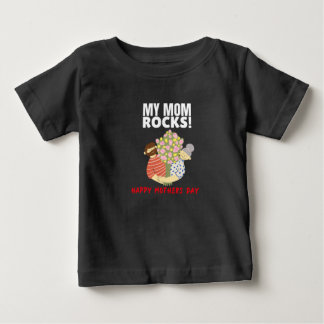 My mom rocks style art work designer t shirt