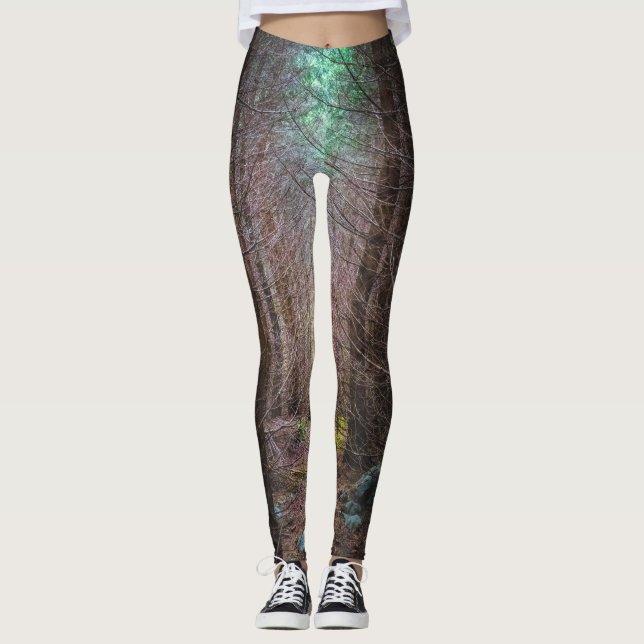 Mysterious spruce forest leggings (Front)
