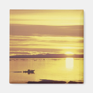 NA, Canada, Canadian Arctic, Baffin Island Magnet
