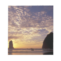 NA, USA, Oregon, Oregon Coast, Canon Beach with