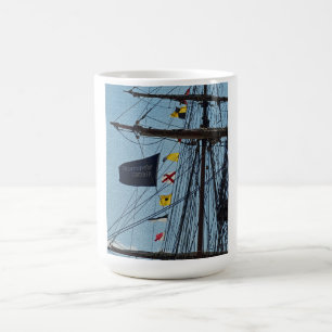 N'abandonnez pas la tasse de drapeau de bateau