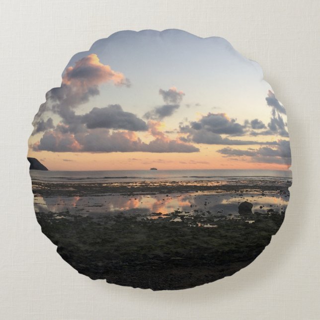 Nacula Island - Fiji Round Pillow (Front)