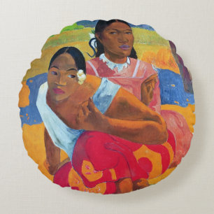 Nafea Faaipoipo (When are you Getting Married?) Round Pillow