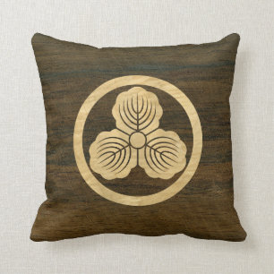 Nakaoka Japanese Mon Crest Oak Leaves Maple Wood Throw Pillow