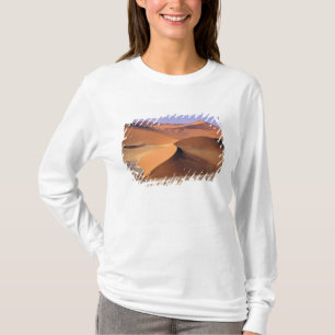 Namibia: Sossuvlei Dunes, Aerial scenic. T-Shirt