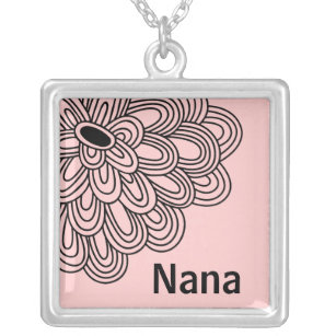 Nana Necklace Trendy Black Flower on Pink