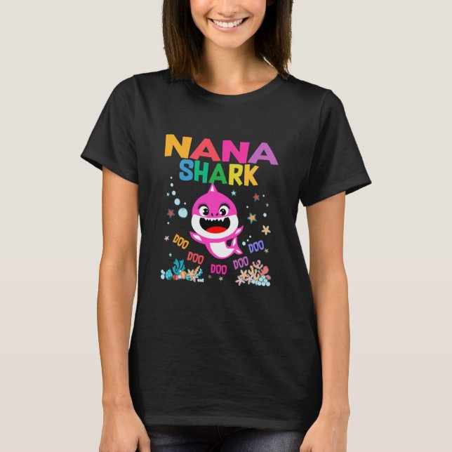 Nana Shark Doo Doo Doo Funny Nana T-Shirt (Front)