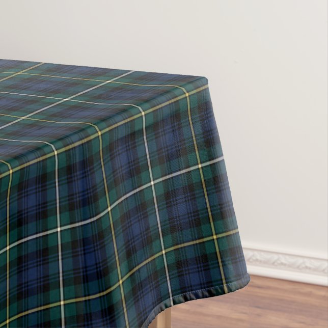 Nappe Clan Campbell Navy Blue and Green Scottish Tartan (In Situ)