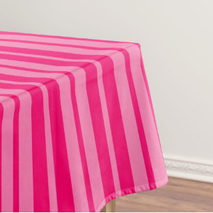 Nappe Design Motif léger et rose chaud