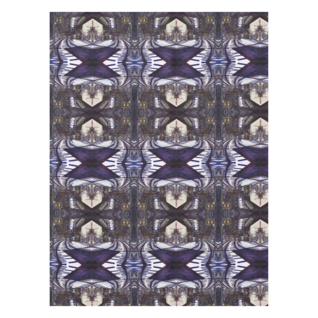 Nappe Dusting the Piano (Devant)