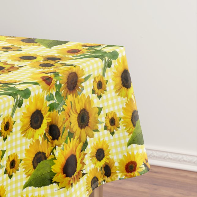 Nappe Fleurs de soleil brillantes sur le blanc jaune chè (In Situ)
