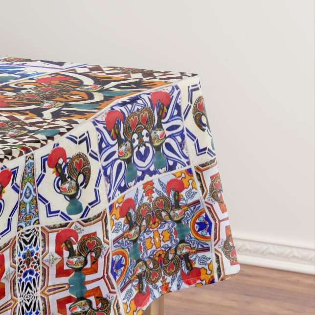 Nappe Galo de Barcelos, Portugal (In Situ)