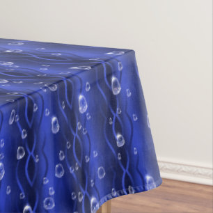 Nappe gouttes de pluie sur le métal bleu