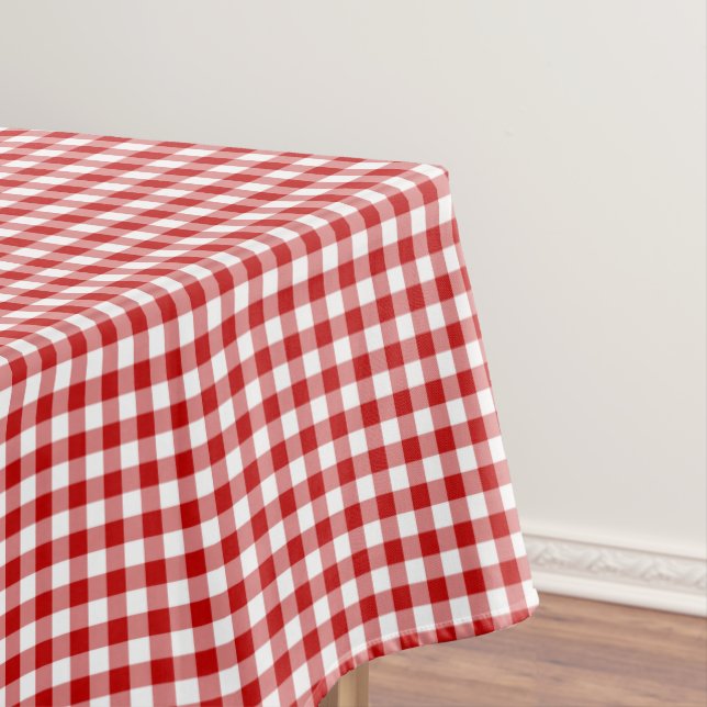 Nappe Guingan rouge et blanc démodé (In Situ)