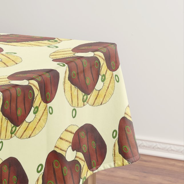 Nappe Hawaiian Luau Huli Huli Chicken Pineappen Party (In Situ)