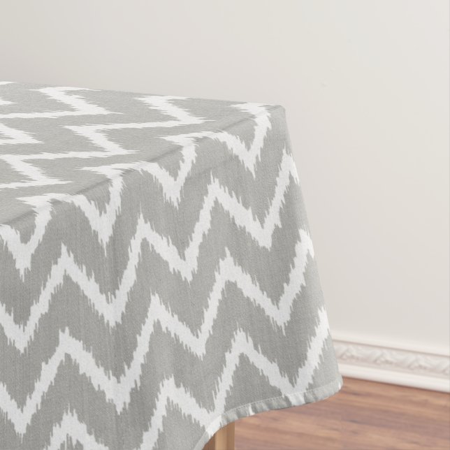 Nappe Ikat Chevrons - gris argent et blanc (In Situ)
