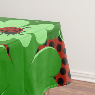 Nappe Jolie coccinelle rouge verte insecte trèfle feuill
