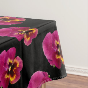 Nappe Magenta Pansies