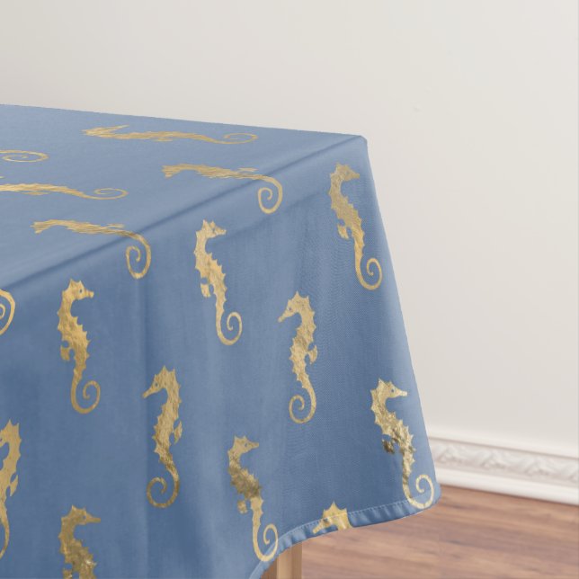 Nappe Mignonne branchée sous l'équestre de mer Océan Ann (In Situ)