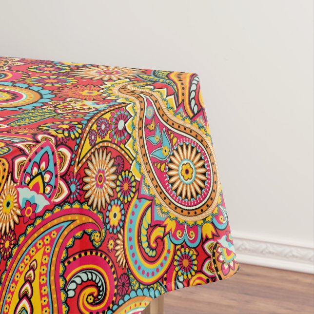 Nappe Motif de Bohème floral rouge lumineux de Paisley (In Situ)