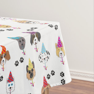 Nappe Motif des chiens de fête d'anniversaire