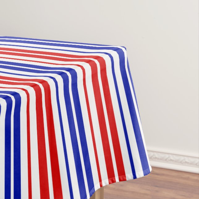 Nappe Motif rayures blanches rouges bleues   (In Situ)