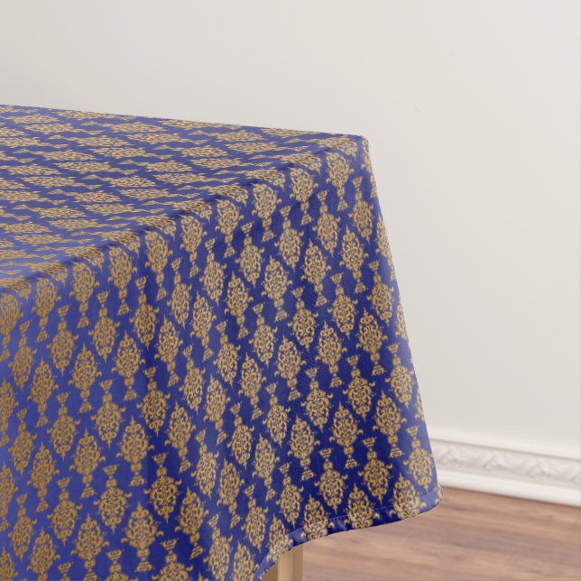 Nappe Or de damassé sur le bleu royal (In Situ)