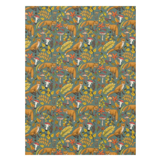 Nappe Renard d'automne sur pin vert (Devant)