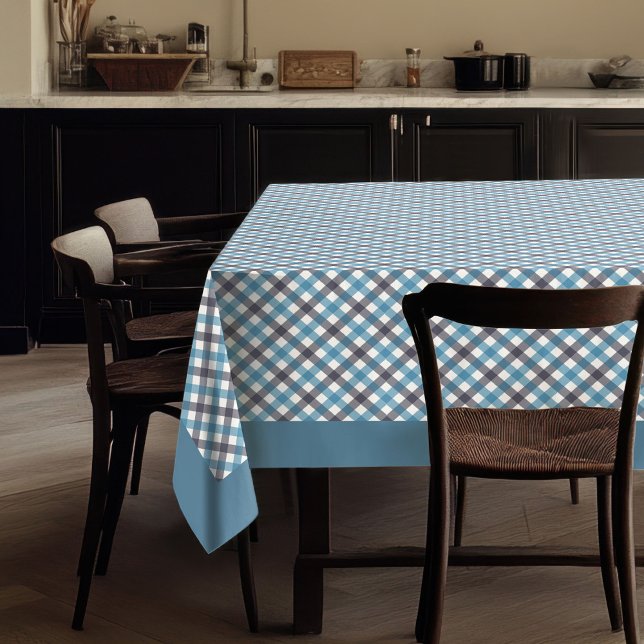 Nappe souple bleue et marine pour événements (Soft Blue and Navy Plaid Tablecloth for Events)