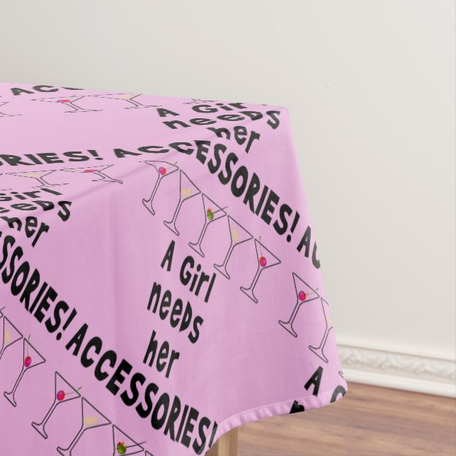 NAPPE TABLECLOTH - UNE FILLE A BESOIN DE SES ACCESSOIRES (In Situ)