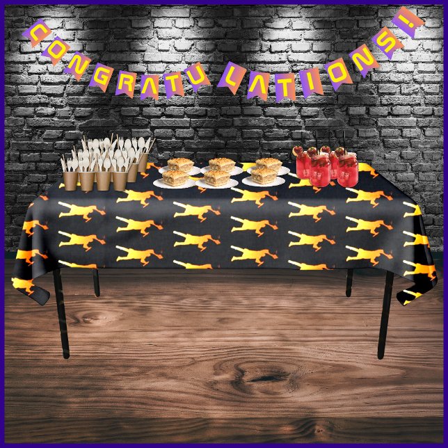 Nappe Un noir élégant diplômé en technologie moderne (Créateur téléchargé)