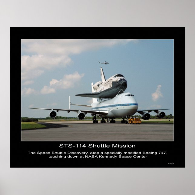 NASA Space Shuttle Discovery hitch ride on Boeing Poster (Front)