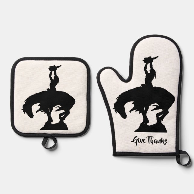 Native American Gives Thanks Oven Mitt & Pot Holder Set (Front)