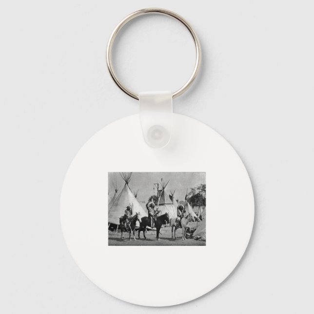 Native American Indian Vintage Portrait Keychain (Front)