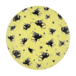 Nature-Inspired Bee Chopping Board – Artful Gift