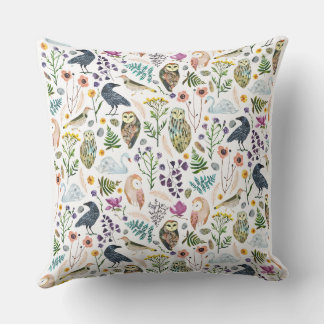 Nature-Inspired Botanical Pattern Decorative Throw Pillow