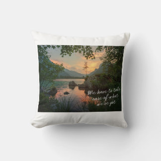 Nature-Inspired Comfort: The Perfect Pillow for Re