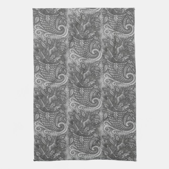 NATURE'S BOUNTY ANIMAL, WILDLIFE CORNUCOPIA TOWEL (Vertical)