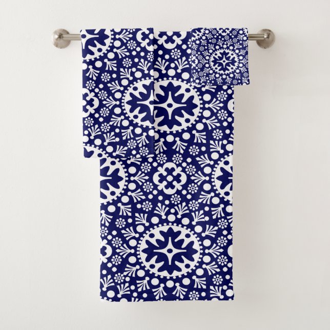 Navy Blue Moroccan Tile Pattern Bath Towel Set (Insitu)
