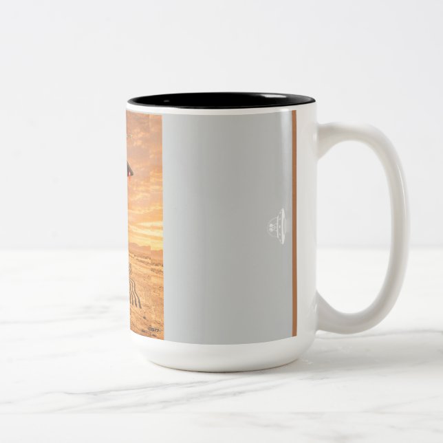 Nazca Spider Two-Tone Coffee Mug (Right)