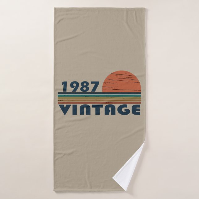 né en 1987 cadeau d'anniversaire vintage (Serviette de bain)