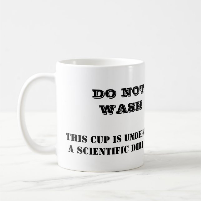 NE LAVEZ PAS, CETTE TASSE EST UNDERGOINGA (Gauche)