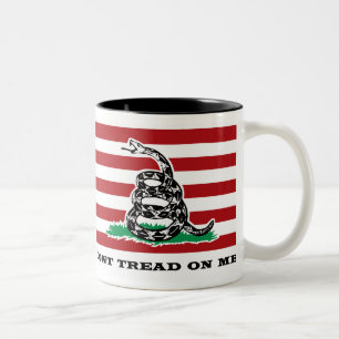 NE MARCHEZ PAS SUR MOI LA TASSE DE CAFÉ