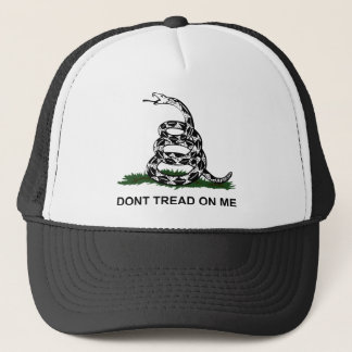 NE MARCHEZ PAS SUR MOI le casquette
