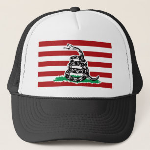 NE MARCHEZ PAS SUR MOI LE CASQUETTE