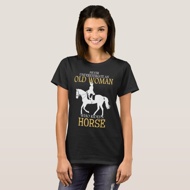 ne sous-estimez jamais un T-shirt de cheval de (Devant entier)