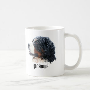 neige obtenue ? Tasse de chien de montagne de