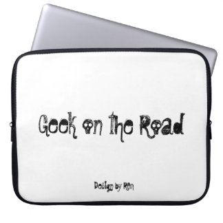 Neoprene pocket for laptop "Geek" by REN Sleeve