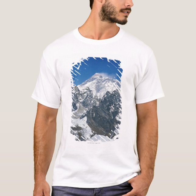 Nepal, Himalayas, view of Mt Everest from Gokyo T-Shirt (Front)