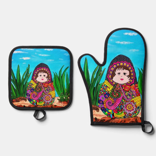 Nesting Doll Oven Mitt & Pot Holder Set (Front)